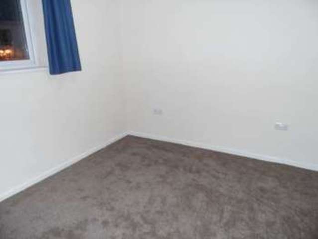  Image of 2 bedroom Flat to rent in Blue Street Carmarthen SA31 at Blue Street  Carmarthen, SA31 3LQ