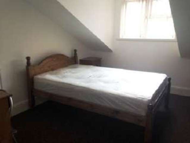  Image of 10 bedroom House Share to rent in Bournbrook Road Selly Oak Birmingham B29 at Selly Oak Bristol Selly Oak, B29 7BJ