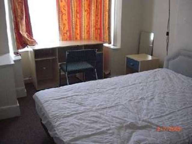  Image of 5 bedroom House Share to rent in Bournbrook Road Selly Oak Birmingham B29 at Selly Oak Bristol Selly Oak, B29 7DD