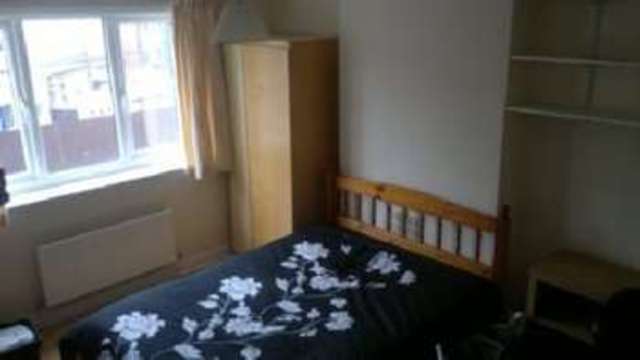  Image of 4 bedroom House Share to rent in Brailsford Road Nottingham NG7 at Dunkirk Bristol Dunkirk, NG7 2JU