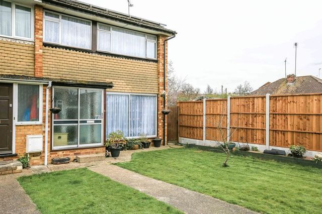  Image of 3 bedroom Terraced house for sale in Bramble Road Eastwood Leigh-on-Sea SS9 at Bramble Road  Leigh-On-Sea, SS9 5HB