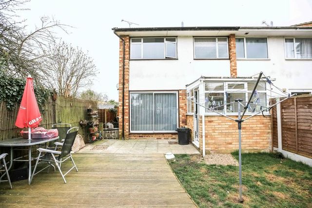  Image of 3 bedroom Terraced house for sale in Bramble Road Eastwood Leigh-on-Sea SS9 at Bramble Road  Leigh-On-Sea, SS9 5HB