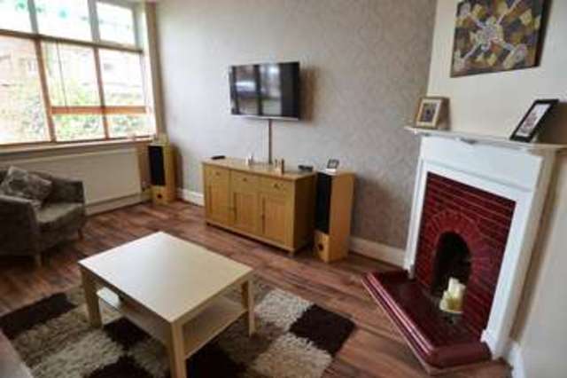  Image of 3 bedroom Property to rent in Brandwood Road Kings Heath Birmingham B14 at Brandwood Road Kings Heath Birmingham, B14 6BX