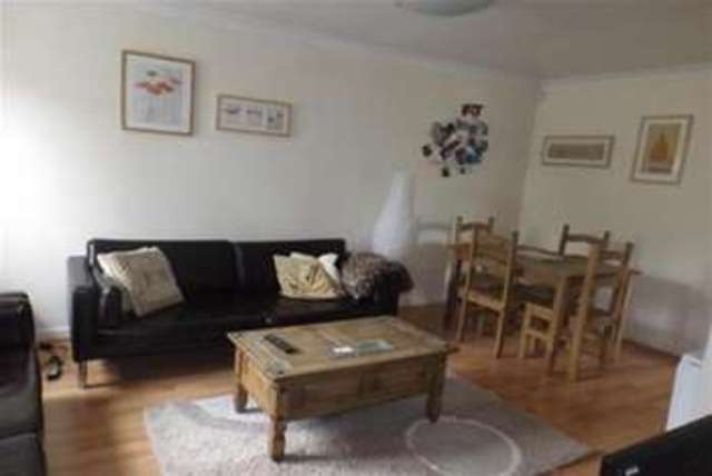  Image of 2 bedroom Flat to rent in Brigadier Close Withington Manchester M20 at Manchester, M20 3BX