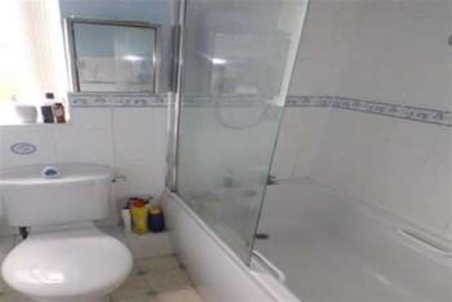  Image of 2 bedroom Flat to rent in Brigadier Close Withington Manchester M20 at Manchester, M20 3BX