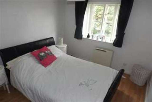  Image of 2 bedroom Flat to rent in Brigadier Close Withington Manchester M20 at Manchester, M20 3BX