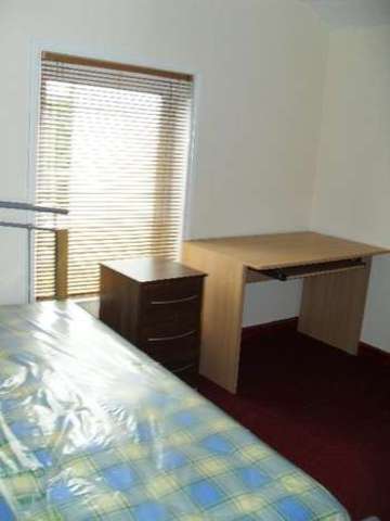  Image of 8 bedroom House Share to rent in Bristol Road Selly Oak Birmingham B29 at Selly Oak Bristol Selly Oak, B29 6NA