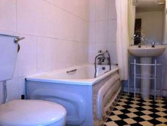  Image of 8 bedroom House Share to rent in Bristol Road Selly Oak Birmingham B29 at Selly Oak Bristol Selly Oak, B29 6NA