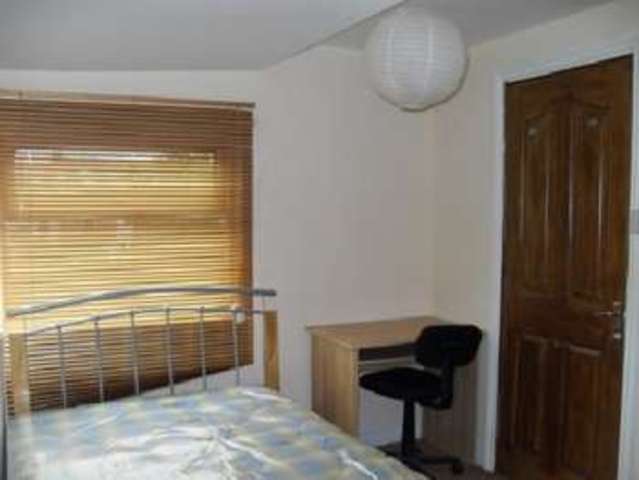  Image of 8 bedroom House Share to rent in Bristol Road Selly Oak Birmingham B29 at Selly Oak Bristol Selly Oak, B29 6NA