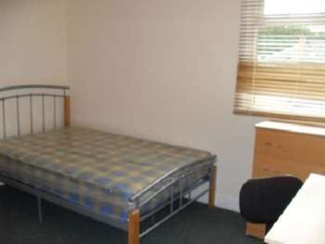  Image of 8 bedroom House Share to rent in Bristol Road Selly Oak Birmingham B29 at Selly Oak Bristol Selly Oak, B29 6NA