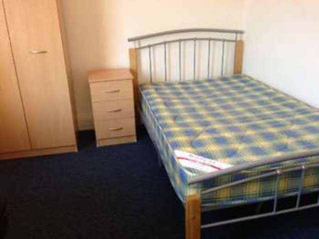  Image of 8 bedroom House Share to rent in Bristol Road Selly Oak Birmingham B29 at Selly Oak Bristol Selly Oak, B29 6NA