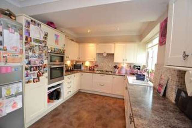  Image of 3 bedroom Detached house for sale in York Road Broadstone BH18 at Broadstone, BH18 8ER