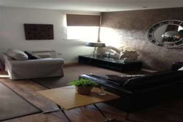  Image of 2 bedroom Flat to rent in Central Way Warrington WA2 at Warrington, WA2 7TJ