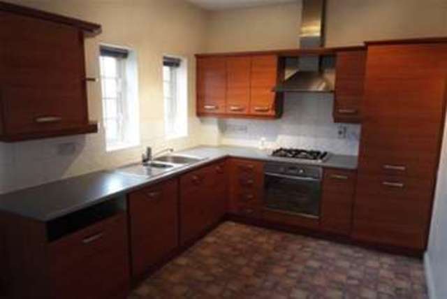  Image of 2 bedroom Mews to rent in Butts Green Westbrook Warrington WA5 at Warrington, WA5 7XT