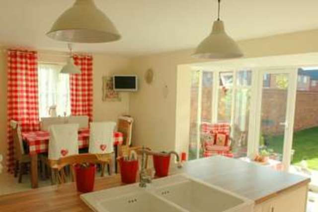  Image of 4 bedroom Detached house for sale in Brickhill Way Calvert Buckingham MK18 at Calvert Green, MK18 2FS