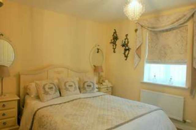  Image of 4 bedroom Detached house for sale in Brickhill Way Calvert Buckingham MK18 at Calvert Green, MK18 2FS