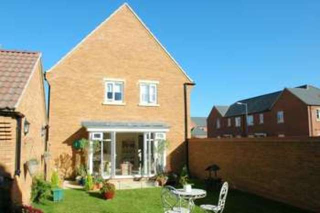  Image of 4 bedroom Detached house for sale in Brickhill Way Calvert Buckingham MK18 at Calvert Green, MK18 2FS