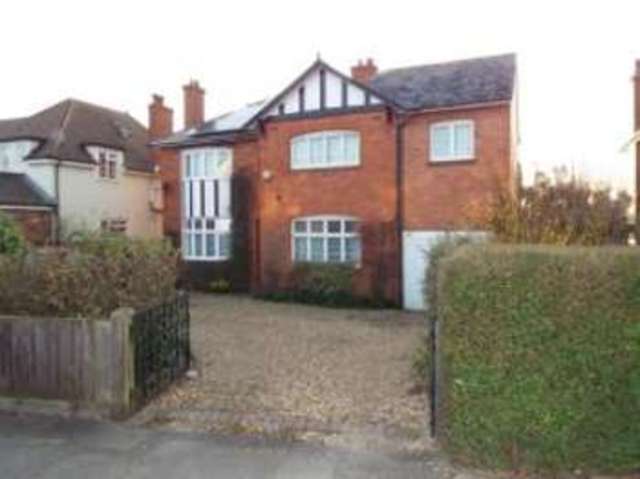  Image of 5 bedroom Detached house for sale in Calverton Road Stony Stratford Milton Keynes MK11 at Stony Stratford Milton Keynes Stony Stratford, MK11 1HL