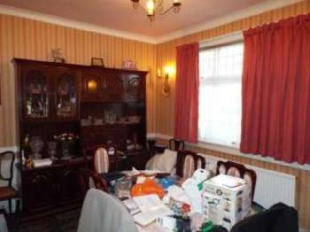  Image of 5 bedroom Detached house for sale in Calverton Road Stony Stratford Milton Keynes MK11 at Stony Stratford Milton Keynes Stony Stratford, MK11 1HL