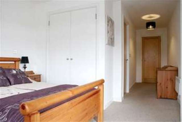  Image of 2 bedroom Flat to rent in Victoria Wharf Watkiss Way Cardiff CF11 at Cardiff, CF11 0SA