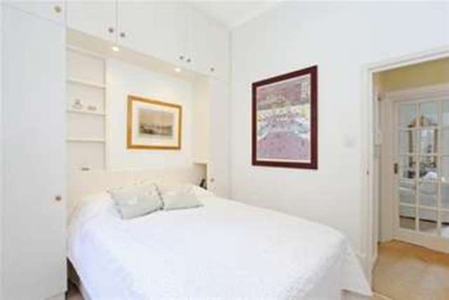  Image of 1 bedroom Flat to rent in Cambridge Street London SW1V at London, SW1V 4QA