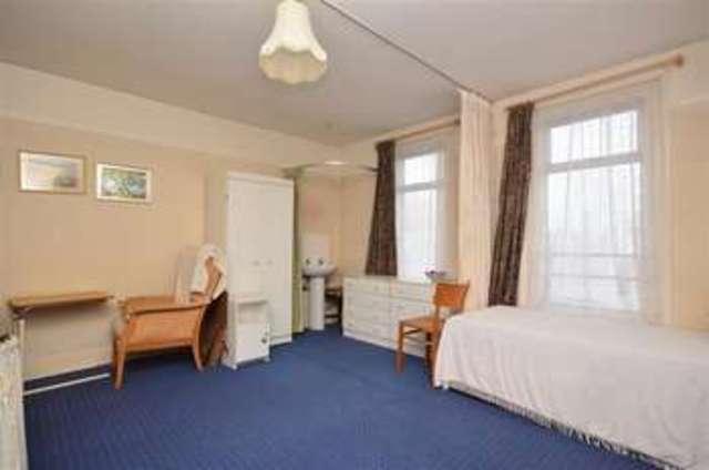  Image of 8 bedroom Detached house for sale in Carlton Hill Herne Bay CT6 at Herne Bay Kent Herne Bay, CT6 8HR