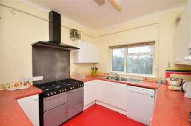  Image of 8 bedroom Detached house for sale in Carlton Hill Herne Bay CT6 at Herne Bay Kent Herne Bay, CT6 8HR