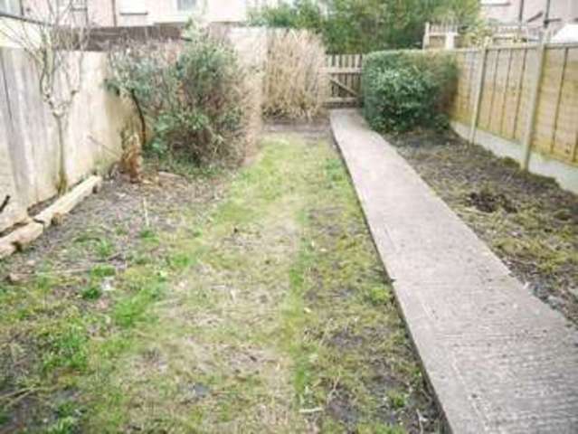  Image of Property to rent in Carr Bottom Ave Bradford BD5 at Carr Bottom Avenue  Bradford, BD5 9BE