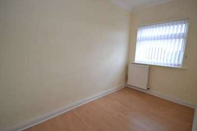  Image of 2 bedroom End of Terrace for sale in Castleford Road Normanton WF6 at Normanton West Yorkshire, WF6 2EE