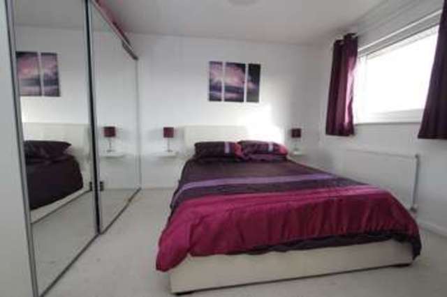  Image of 1 bedroom Terraced house to rent in Cavell Court Clevedon BS21 at Cavell Court  Clevedon, BS21 5LD