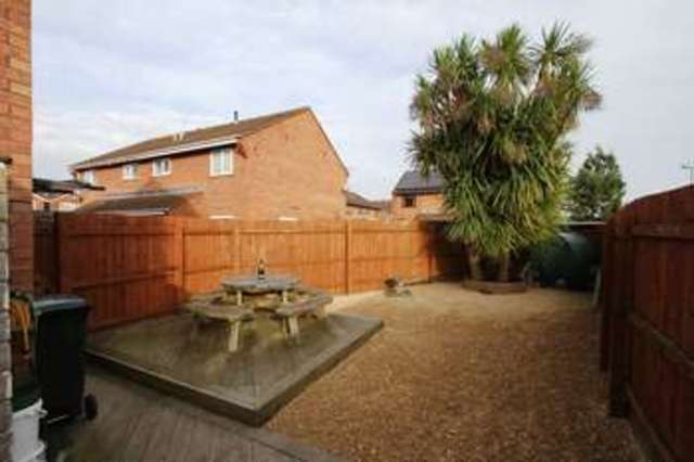  Image of 1 bedroom Terraced house to rent in Cavell Court Clevedon BS21 at Cavell Court  Clevedon, BS21 5LD