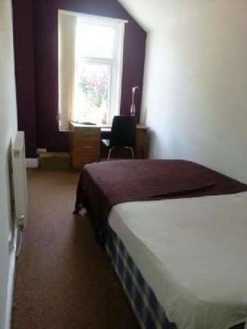  Image of 4 bedroom House Share to rent in Cecil Road Selly Park Birmingham B29 at Selly Park Bristol Selly Park, B29 7QQ