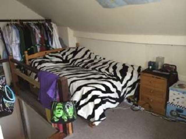  Image of 5 bedroom House Share to rent in Cecil Street Nottingham NG7 at Lenton Bristol Lenton, NG7 1GZ