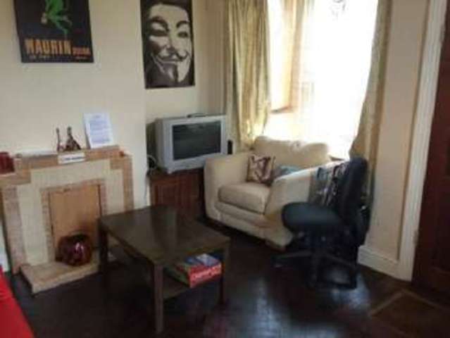  Image of 5 bedroom House Share to rent in Cecil Street Nottingham NG7 at Lenton Bristol Lenton, NG7 1GZ