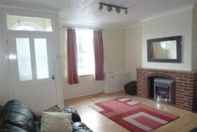  Image of 2 bedroom Terraced house to rent in Cemetery Road Knutton Newcastle-under-Lyme ST5 at Newcastle Under Lyme, ST5 6DH