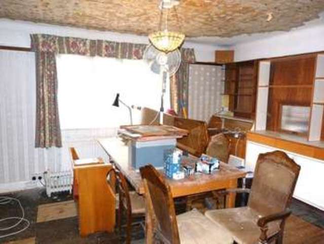 Image of 2 bedroom Detached house for sale in Heathway Chaldon Caterham CR3 at Heathway Chaldon Caterham, CR3 5DL