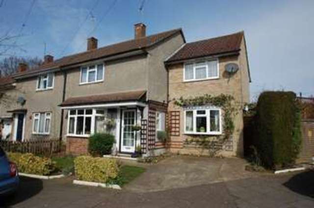  Image of 3 bedroom End of Terrace for sale in Rowcroft Hemel Hempstead HP1 at Chaulden Hemel Hempstead Herts, HP1 2JG