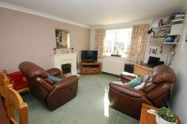  Image of 3 bedroom End of Terrace for sale in Rowcroft Hemel Hempstead HP1 at Chaulden Hemel Hempstead Herts, HP1 2JG