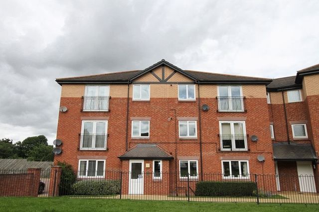  Image of 2 bedroom Property to rent in Chesterton Court Chester CH2 at Chesterton Court  Chester, CH2 2FA
