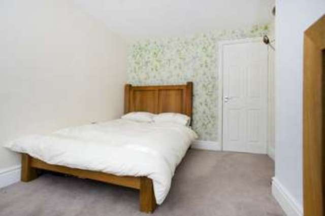  Image of 3 bedroom Town House for sale in Chevet Mews Sandal Wakefield WF2 at Sandal Wakefield West Yorkshire, WF2 6AG