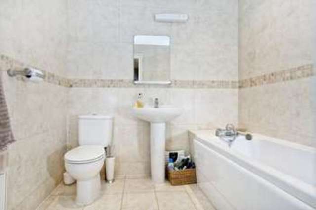  Image of 3 bedroom Town House for sale in Chevet Mews Sandal Wakefield WF2 at Sandal Wakefield West Yorkshire, WF2 6AG