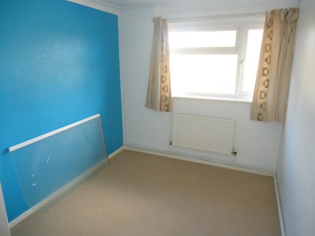  Image of 2 bedroom Flat for sale in Chidham Close Havant PO9 at Compton Court Chidham Close Havant, PO9 1DT