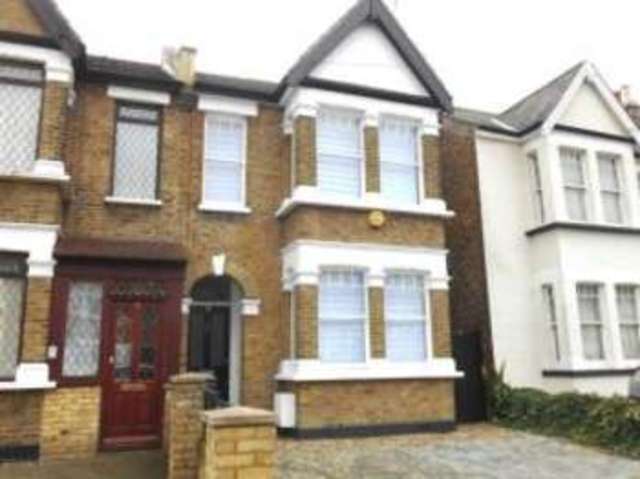  Image of 4 bedroom Detached house for sale in Chingford Avenue London E4 at London  Chingford, E4 6RJ