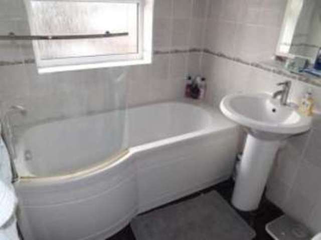  Image of 3 bedroom Semi-Detached house for sale in Chislehurst Avenue Braunstone Leicester LE3 at Leicester Leicestershire Braunstone, LE3 2UG