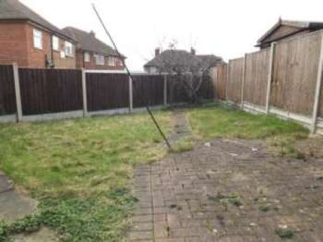  Image of 3 bedroom Semi-Detached house for sale in Chislehurst Avenue Braunstone Leicester LE3 at Leicester Leicestershire Braunstone, LE3 2UG