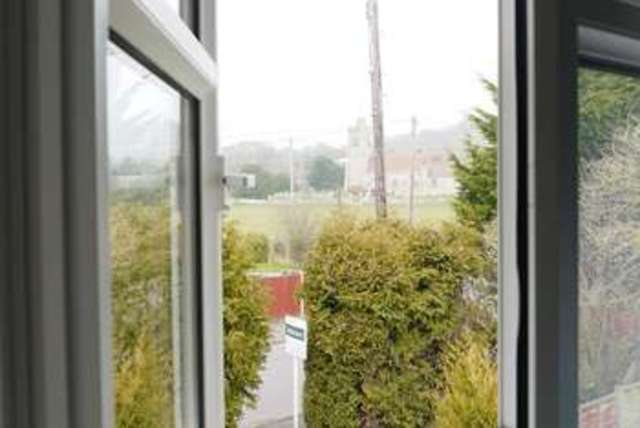  Image of 2 bedroom Apartment to rent in Church Crescent Harrietsham Maidstone ME17 at Maidstone, ME17 1BB