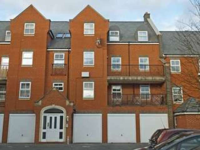  Image of 2 bedroom Flat for sale in Lynmouth Road Swindon SN2 at Lynmouth Road Churchward Park Swindon, SN2 2DH