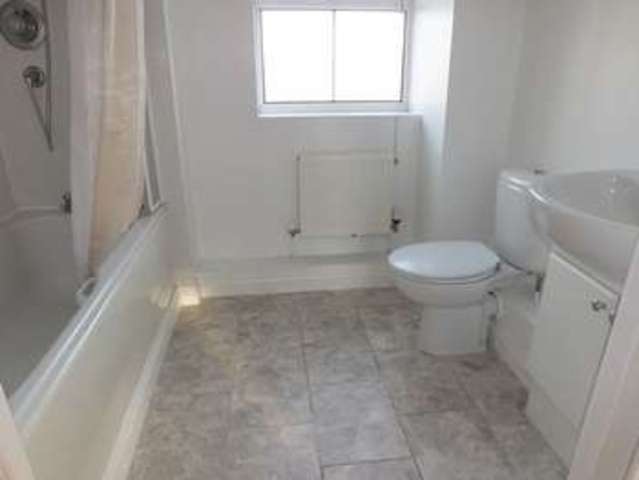 Image of 2 bedroom Flat for sale in Lynmouth Road Swindon SN2 at Lynmouth Road Churchward Park Swindon, SN2 2DH