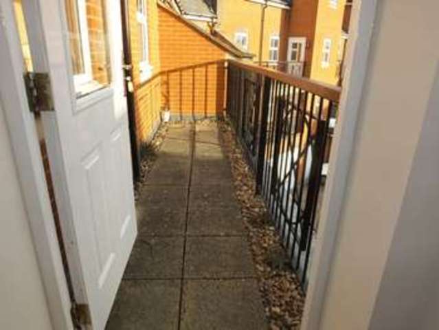  Image of 2 bedroom Flat for sale in Lynmouth Road Swindon SN2 at Lynmouth Road Churchward Park Swindon, SN2 2DH