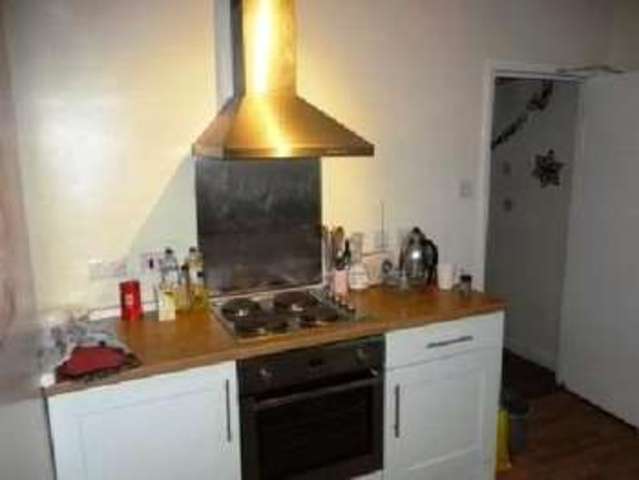  Image of 4 bedroom House Share to rent in Claude Street Nottingham NG7 at Dunkirk Bristol Dunkirk, NG7 2LA